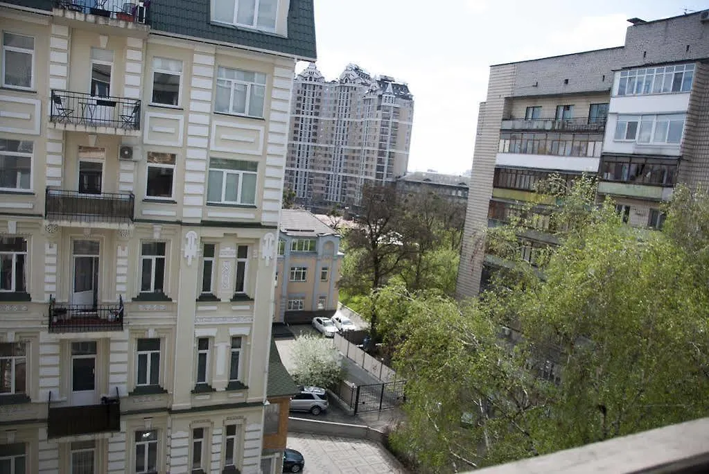 Home Hotel Apartments On Zoloti Vorota Kyiv