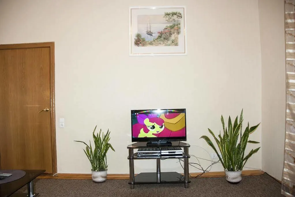Home Hotel Apartments On Zoloti Vorota Kyiv 0*,