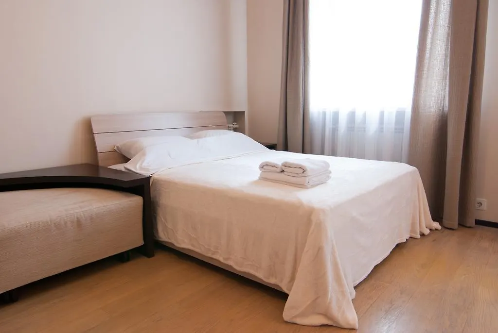 Home Hotel Apartments On Zoloti Vorota Kyiv