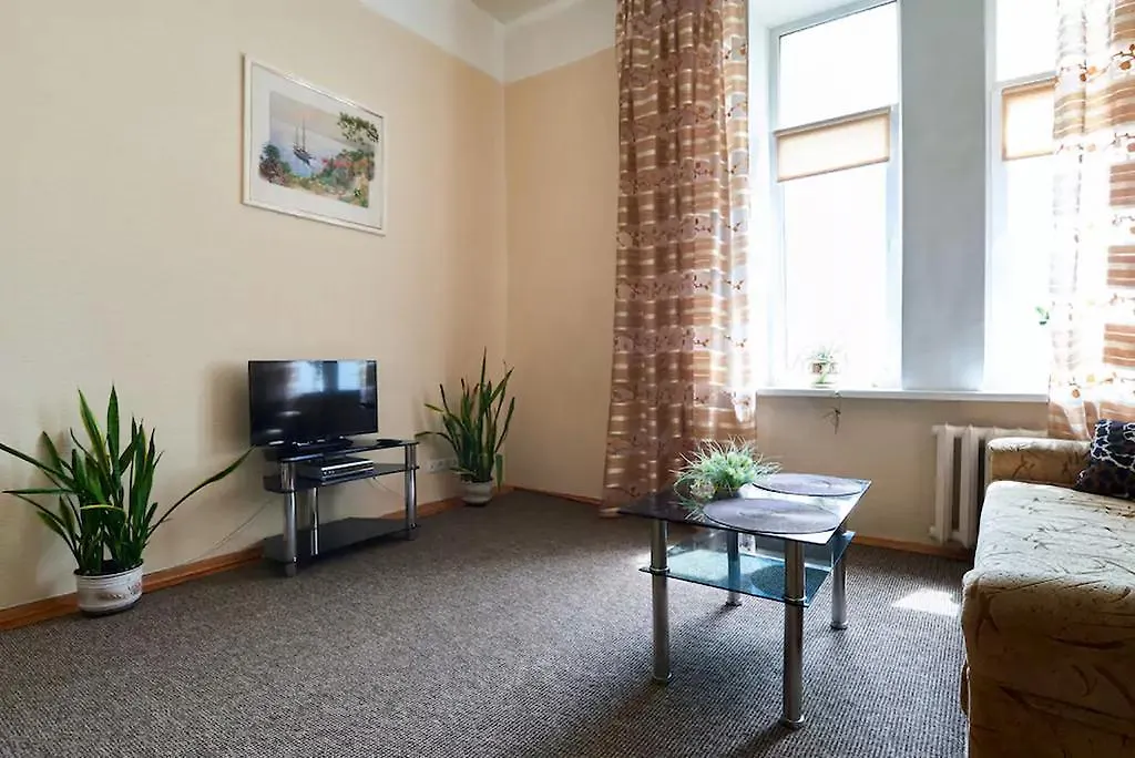 Home Hotel Apartments On Zoloti Vorota Kyiv 0*,