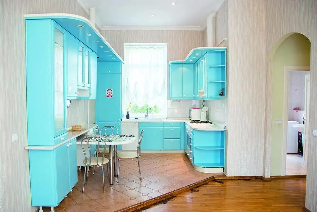 Home Hotel Apartments On Zoloti Vorota Kyiv 0*,