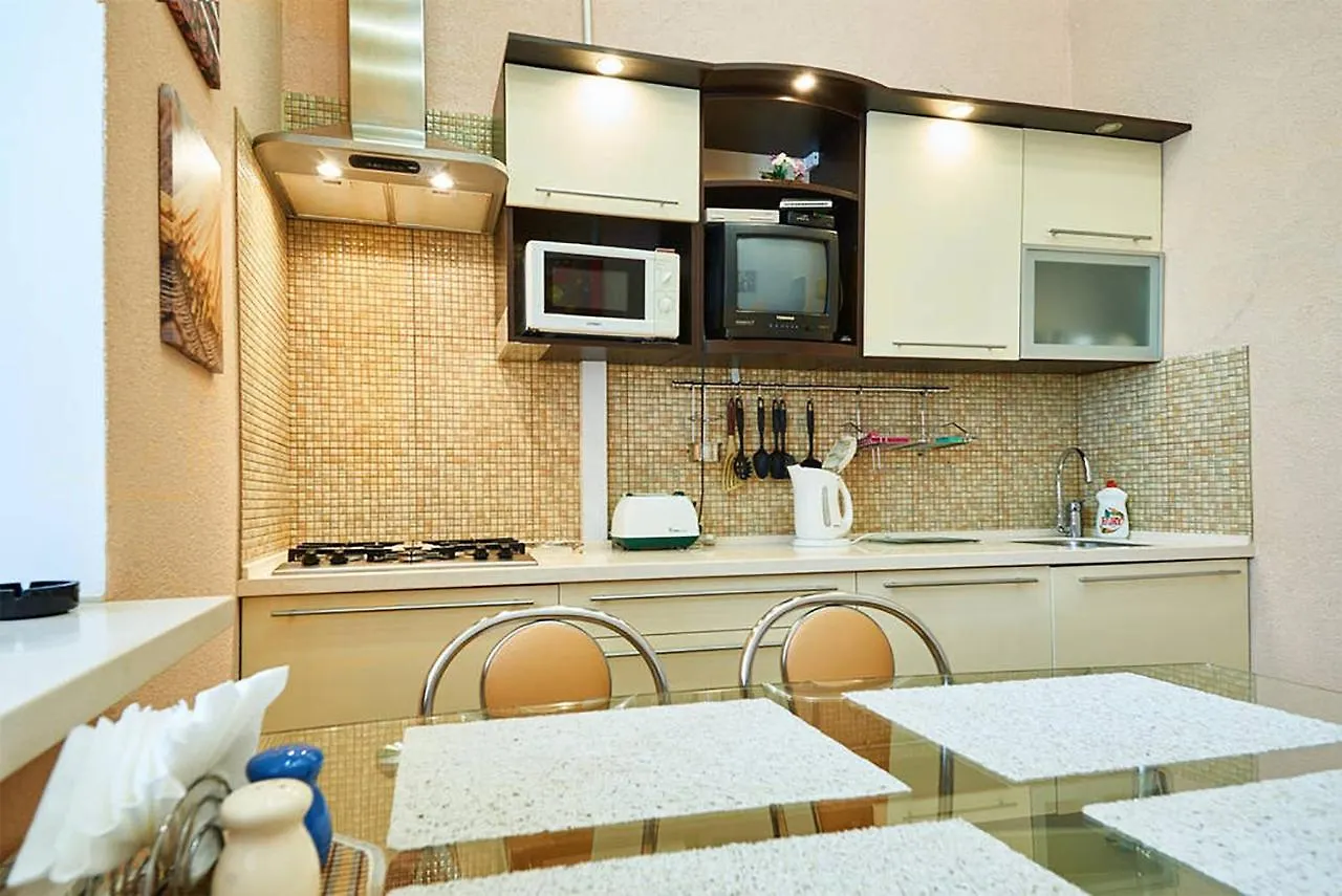 Home Hotel Apartments On Zoloti Vorota Kyiv